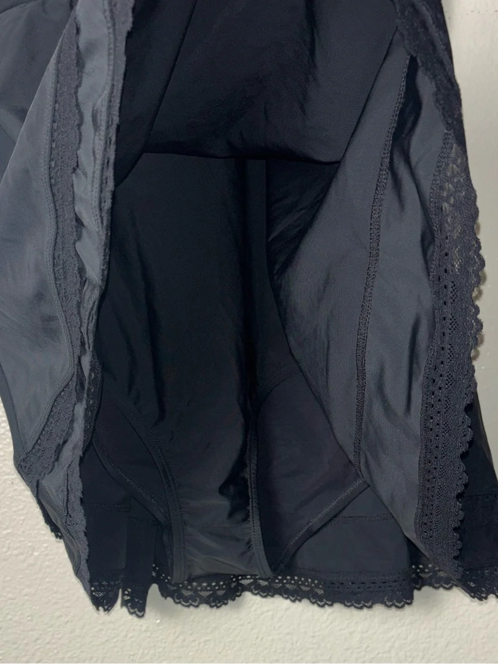 NWT TORRID Wireless Black Swim Dress with Brief woman's size 1X Deep v- neckline - Picture 10 of 16